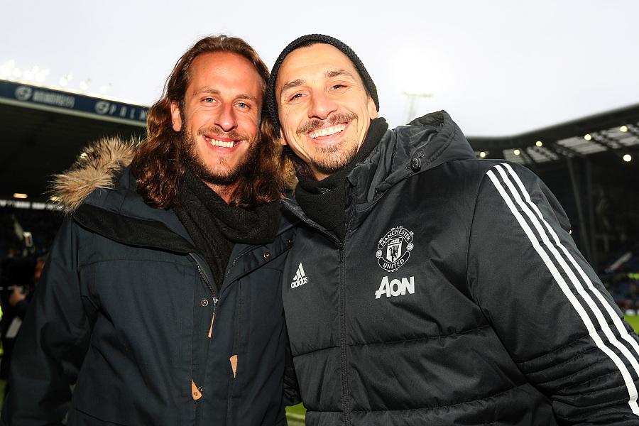 实时体育直播：✅直击赛场瞬间：最新体育现场快报